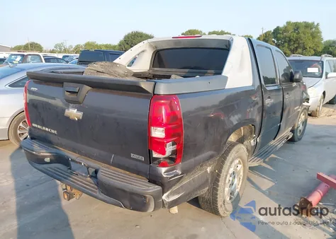 2010 Chevrolet Avalanche Ls z USA, uszkodzony, nr VIN 3GNVKEE08AG243162